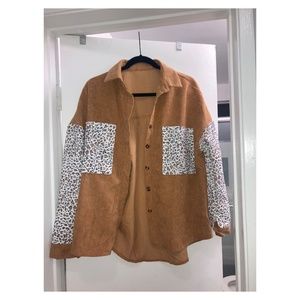 Camel and printed jacket